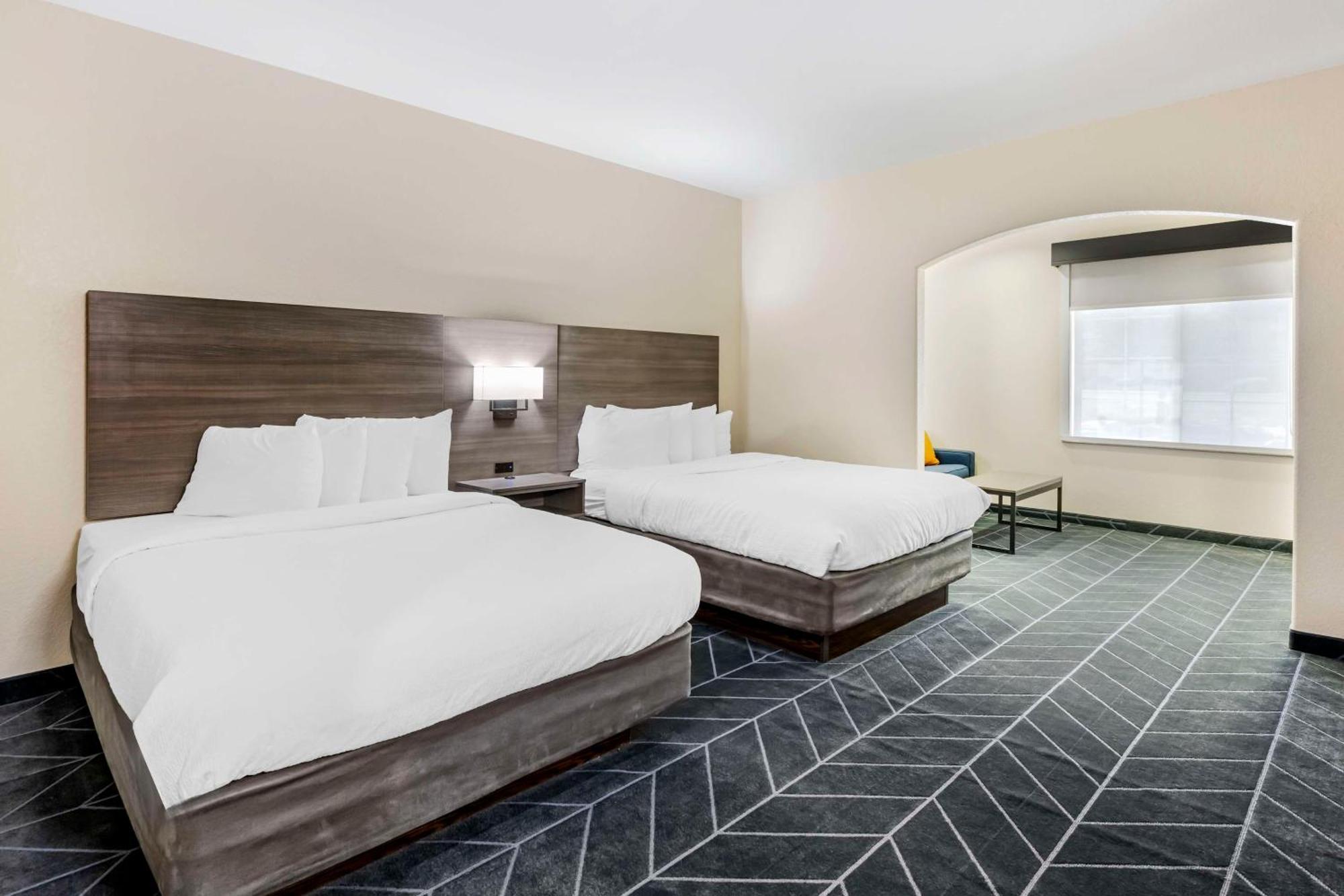 Best Western Lubbock West Inn & Suites Exterior photo