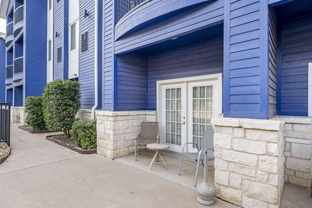 Best Western Lubbock West Inn & Suites Room photo